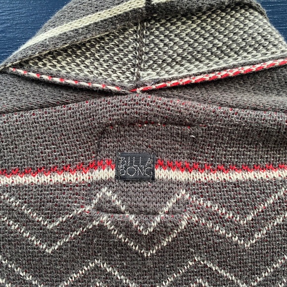 Billabong long vibrant Southwestern sweater with fringe - Picture 8 of 14